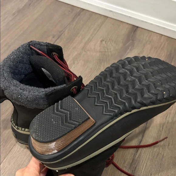 Women's Sorel Winter Boots - Picture 6 of 7